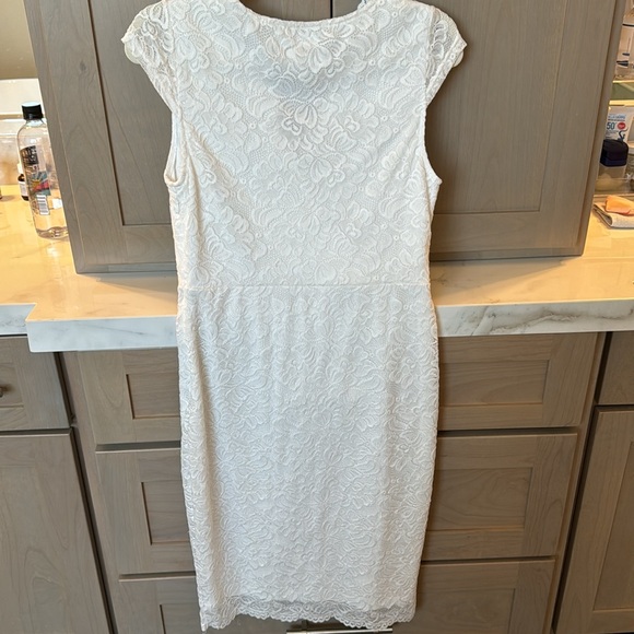 WHITE LACE DRESS - Picture 6 of 6